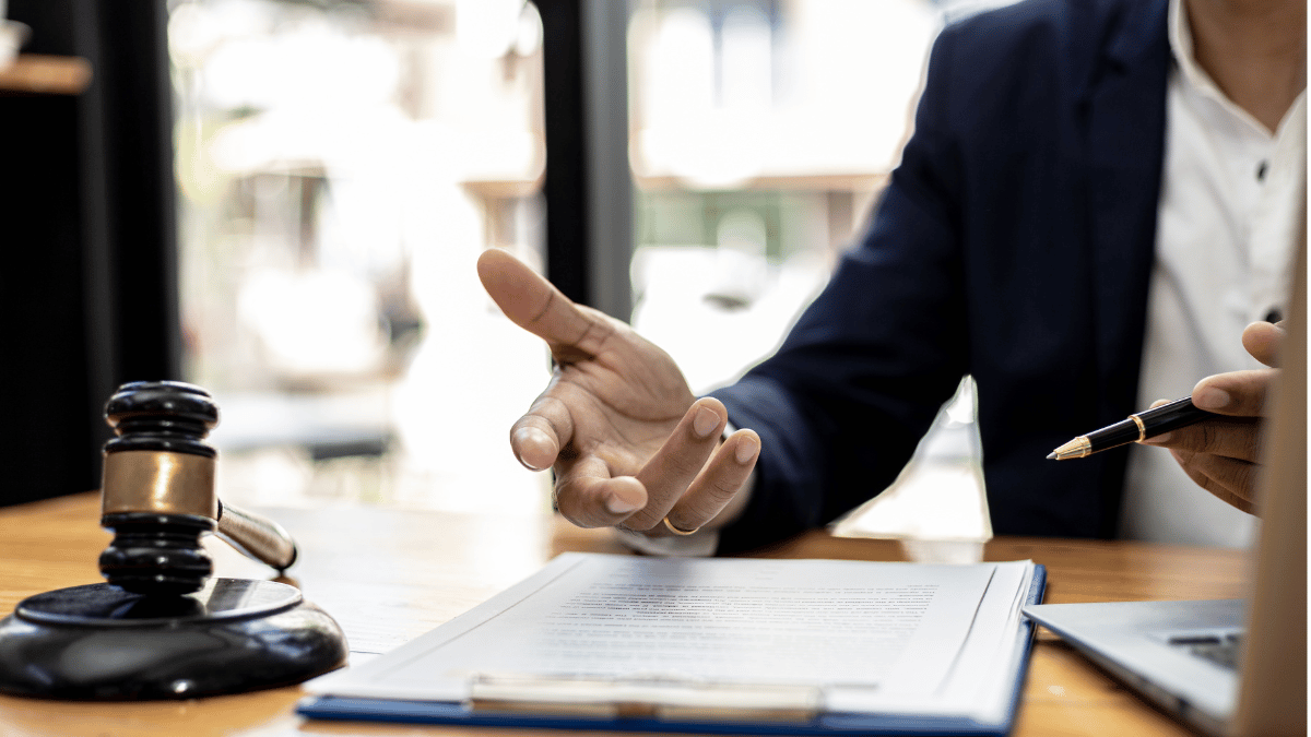 Ley de difamación: cómo realizar verificaciones de referencias